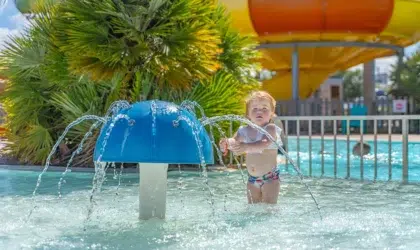 photo enfant pataugeoire